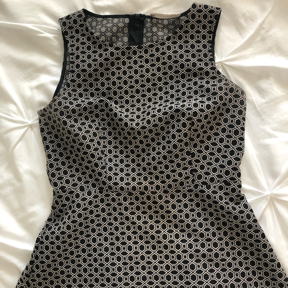 Banana Republic Geometric Print Peplum Top